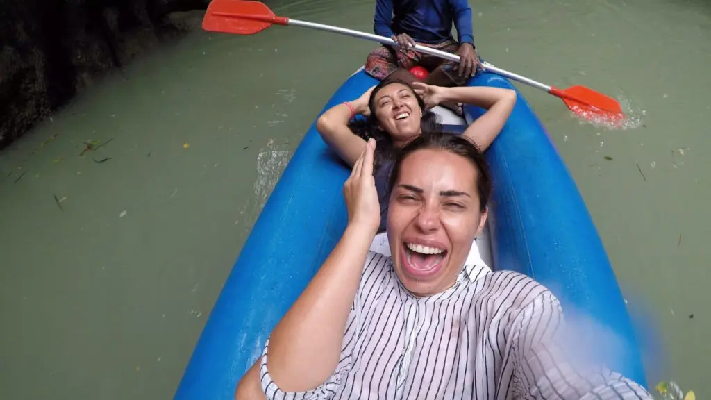 Bote Isla Hong Bahia de Phang Nga