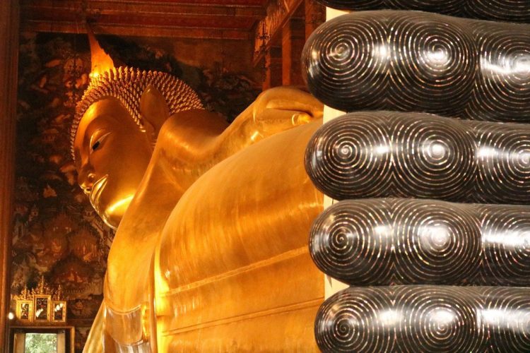 Buda recostado Bangkok Tailandia